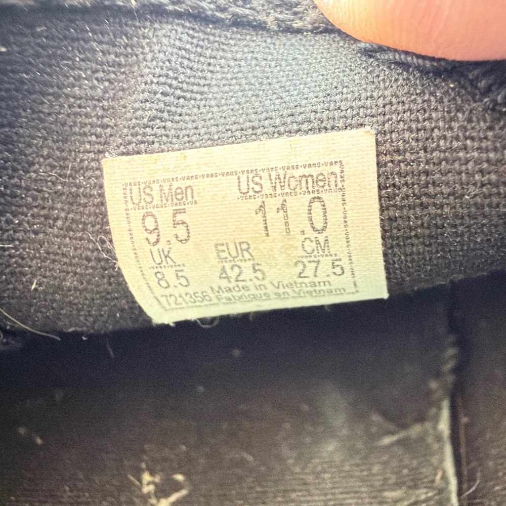 Vans Classic Slip On Shoes Black Perforated Leather Mens 9.5 Womens 11 Sneakers - Picture 6 of 14